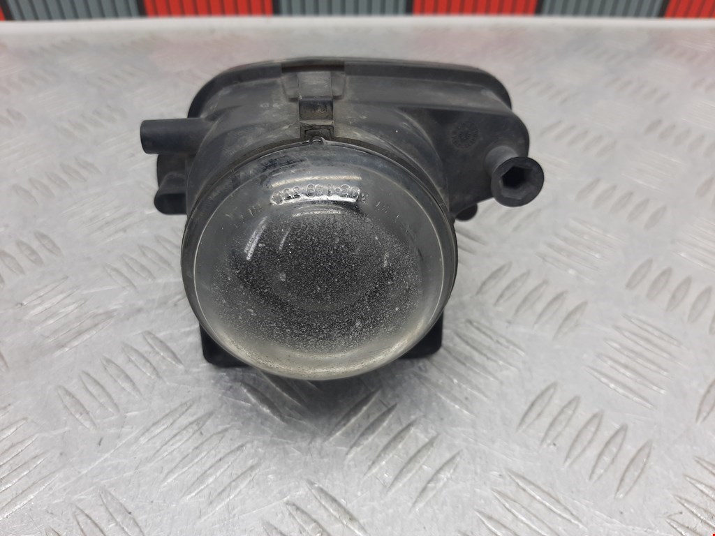 Фара противотуманная левая (ПТФ) AUDI A6 C5 1997-2004