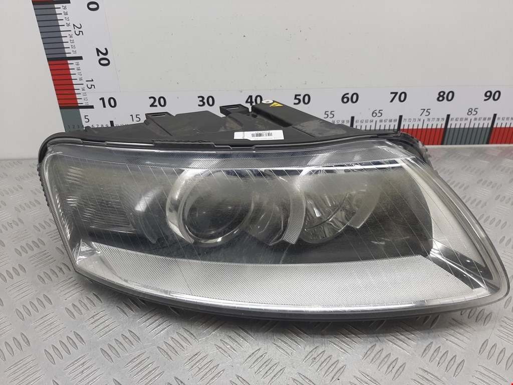 Фара правая AUDI A6 C6 2004-2010