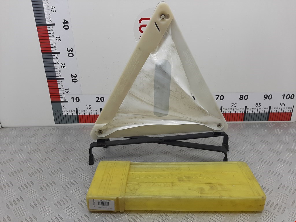 Знак аварийной остановки CITROEN Evasion 1994-2002