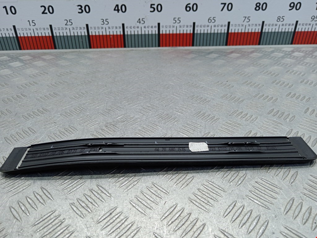Накладка порога (внутренняя) MERCEDES-BENZ E-Class W211, S211 2002-2009