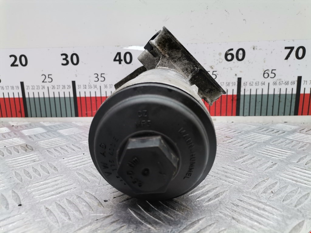 Корпус масляного фильтра VOLKSWAGEN Passat B6 2005-2011