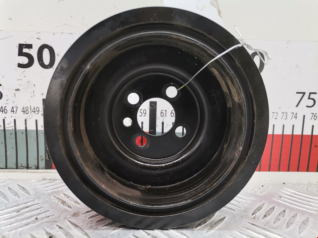 Шестерня коленвала (шкив) VOLKSWAGEN Passat B6 2005-2011