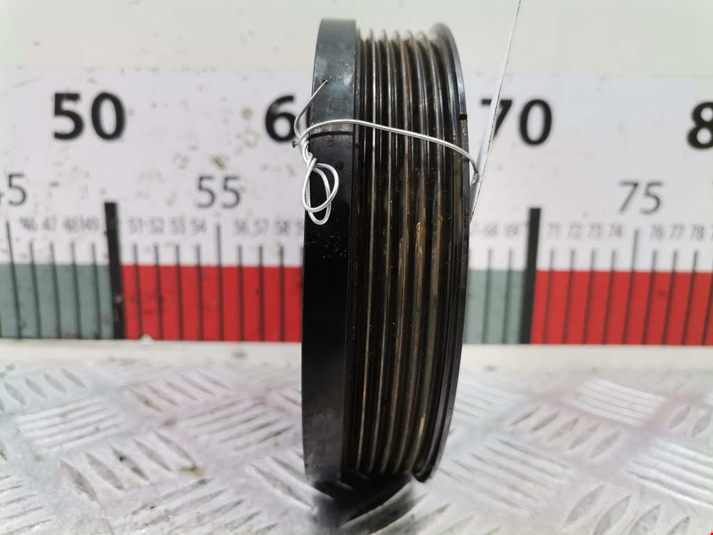 Шестерня коленвала (шкив) VOLKSWAGEN Passat B6 2005-2011