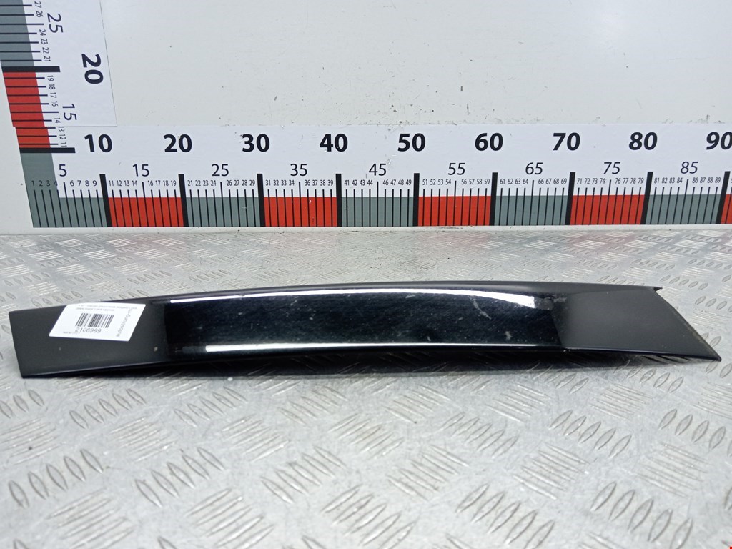 Накладка декоративная (молдинг) стекла двери задней правой Audi A6 C5 (1997-2005)