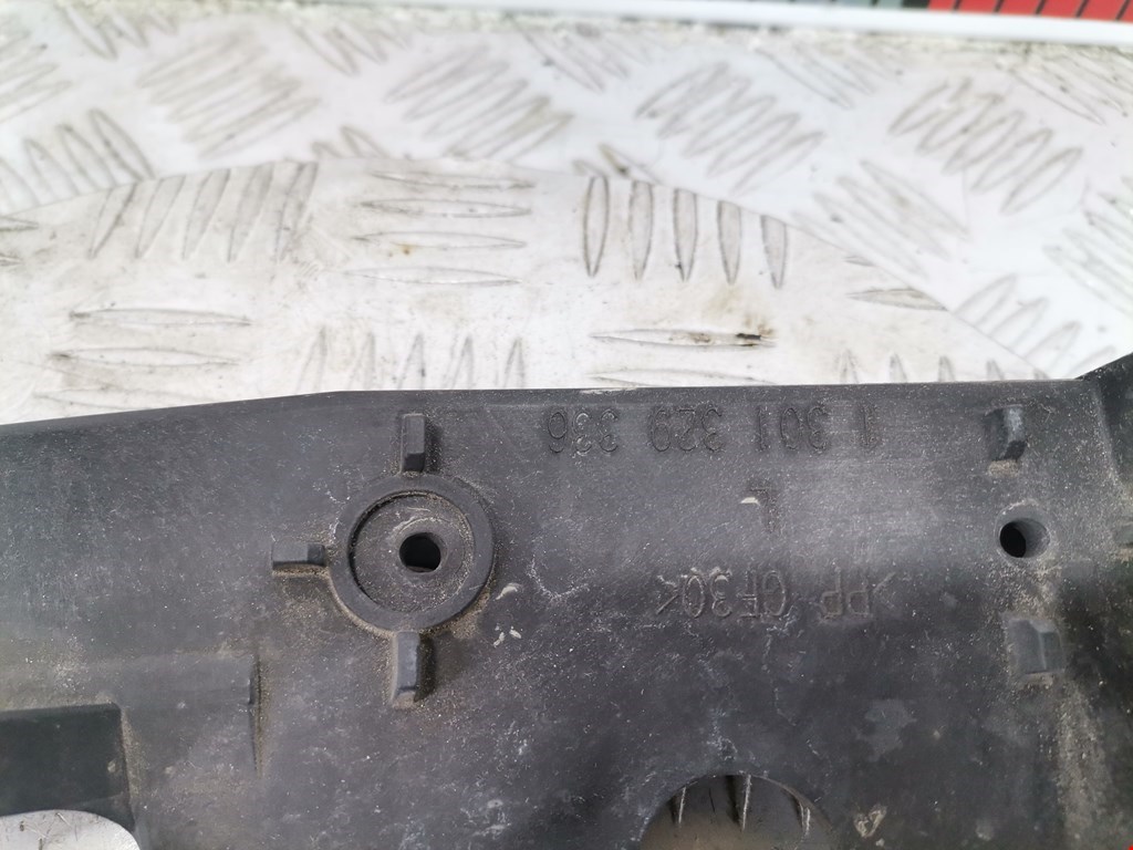 Кронштейн фары левый LAND ROVER Range Rover 2002-2012