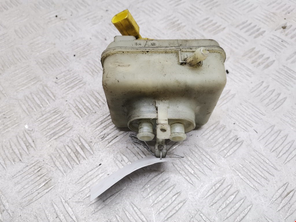 Бачок главного тормозного цилиндра VOLKSWAGEN Golf IV 1997-2003