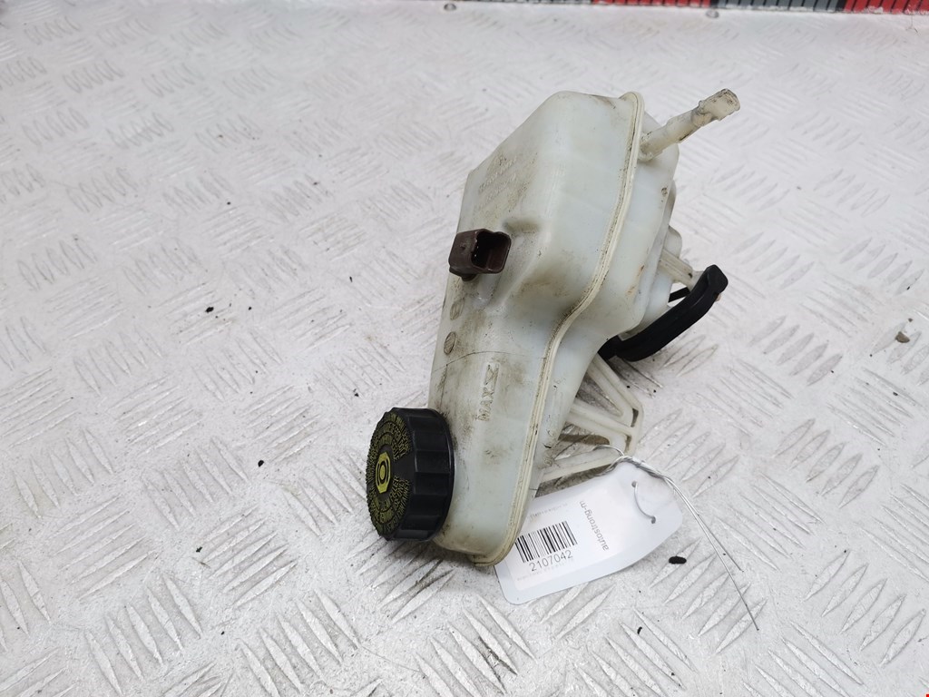 Бачок главного тормозного цилиндра CITROEN Jumpy 2007-2016