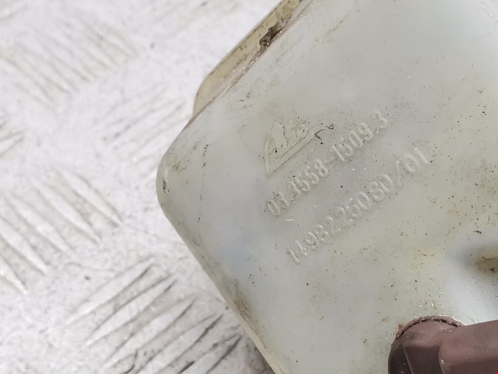 Бачок главного тормозного цилиндра CITROEN Jumpy 2007-2016