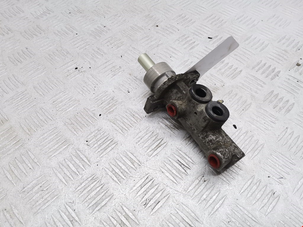 Цилиндр тормозной главный VOLKSWAGEN Golf IV 1997-2003