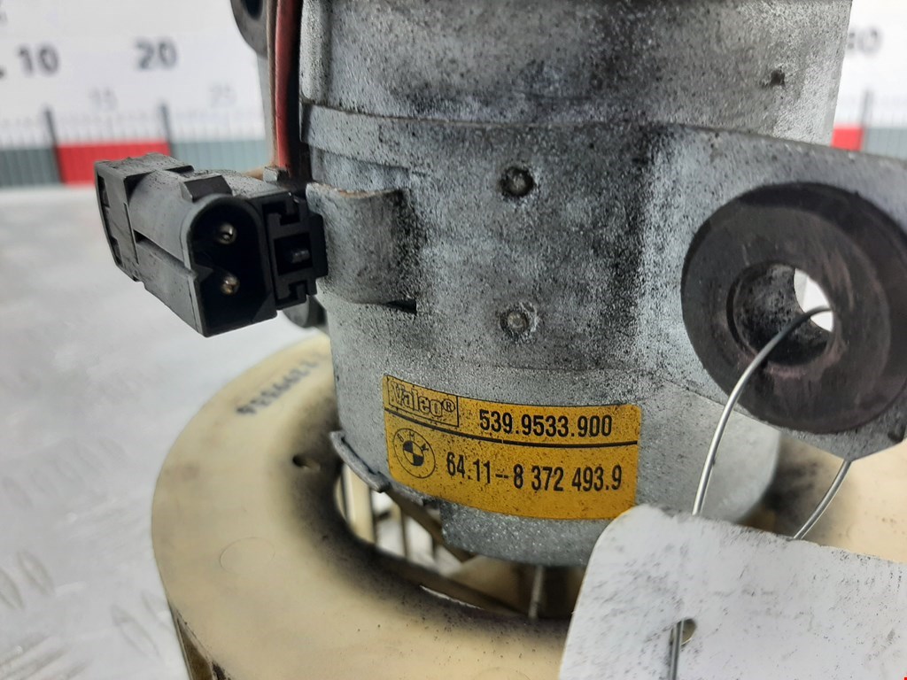 Моторчик (мотор) отопителя салона BMW 5er 5 серия E39 1995-2004