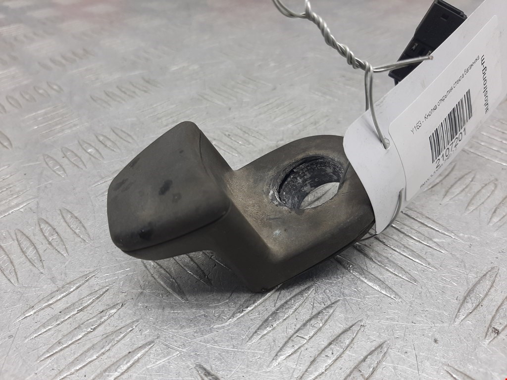 Кнопка открытия стекла багажника BMW 3-Series (E46) (1998-2007)