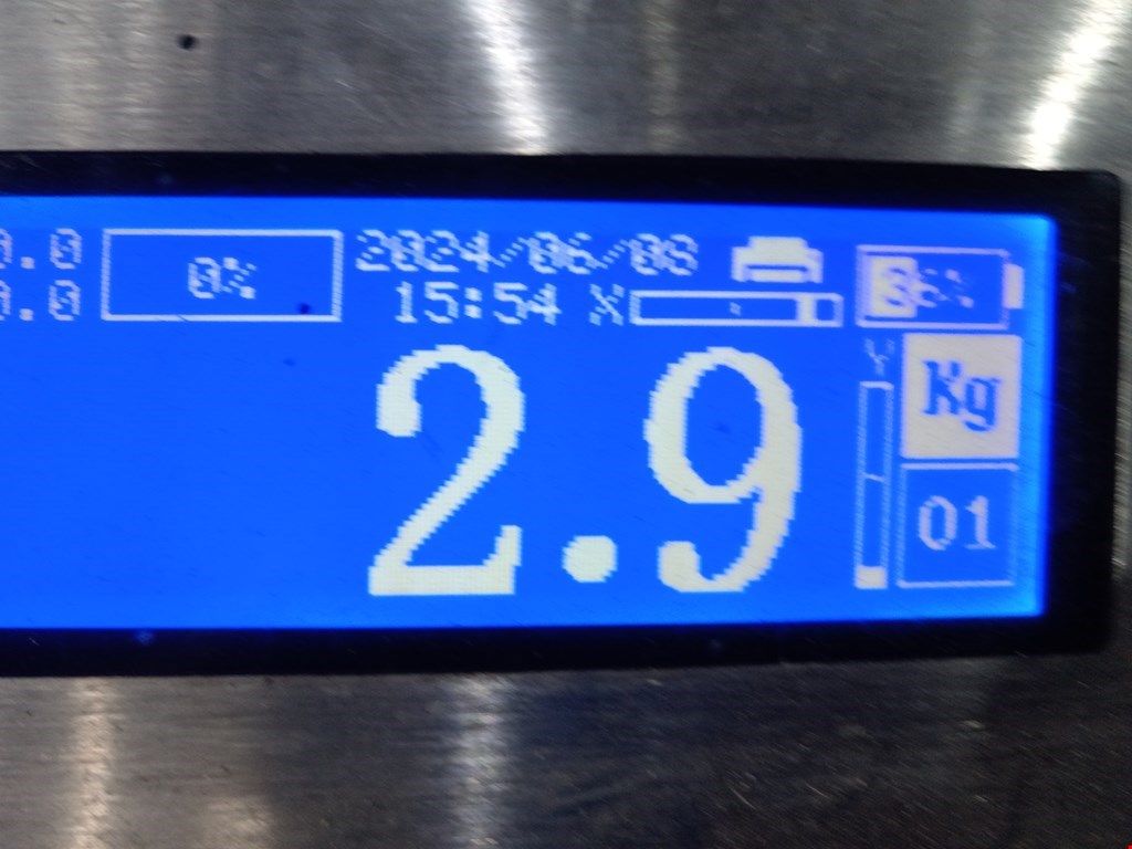 Стекло двери заднее левое AUDI 80 B3 1986-1991