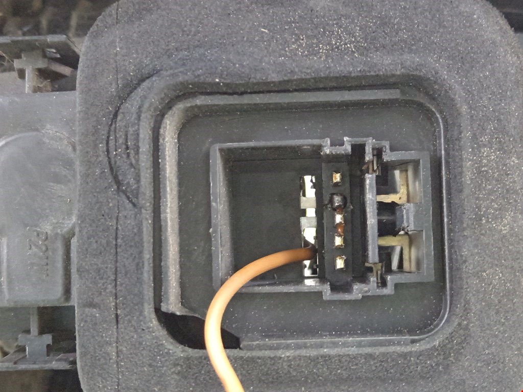 Фонарь задний правый DACIA Logan I 2006-2012