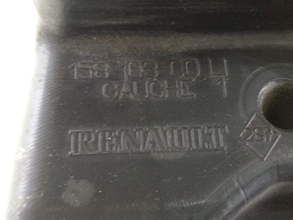 Фара левая RENAULT Scenic II 2003-2010