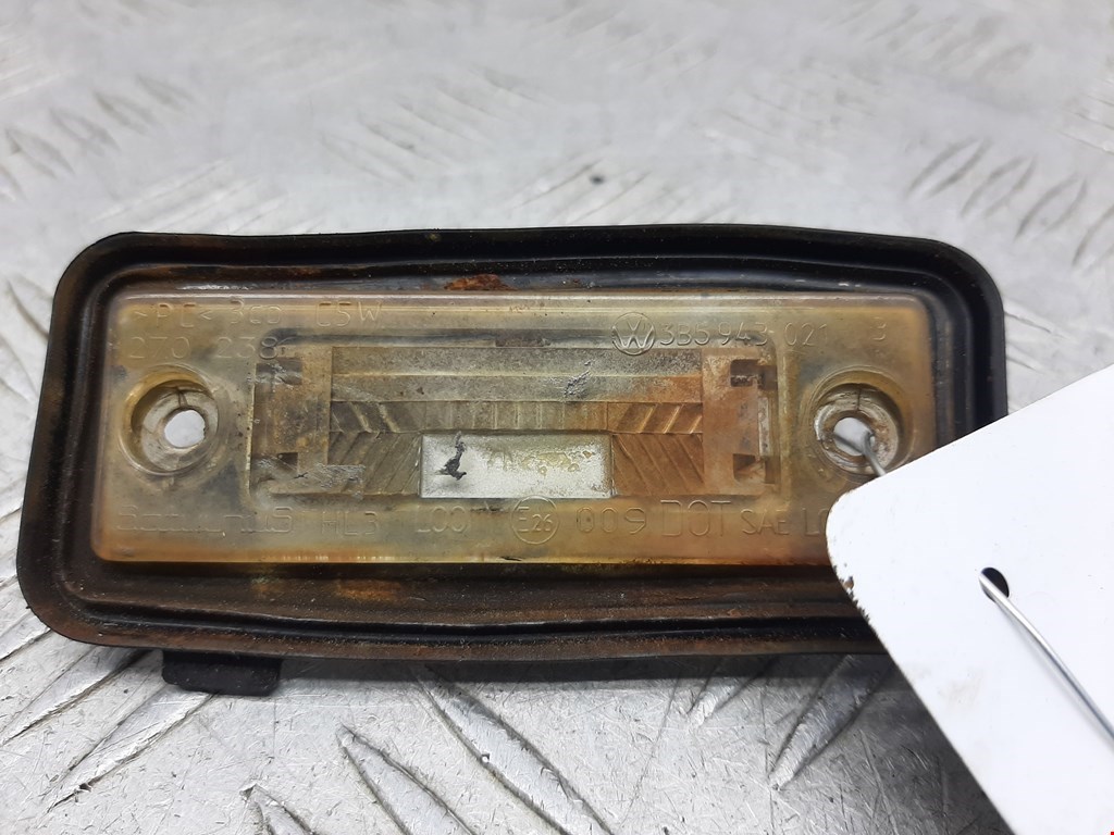 Фонарь подсветки номера VOLKSWAGEN Touran 2003-2010