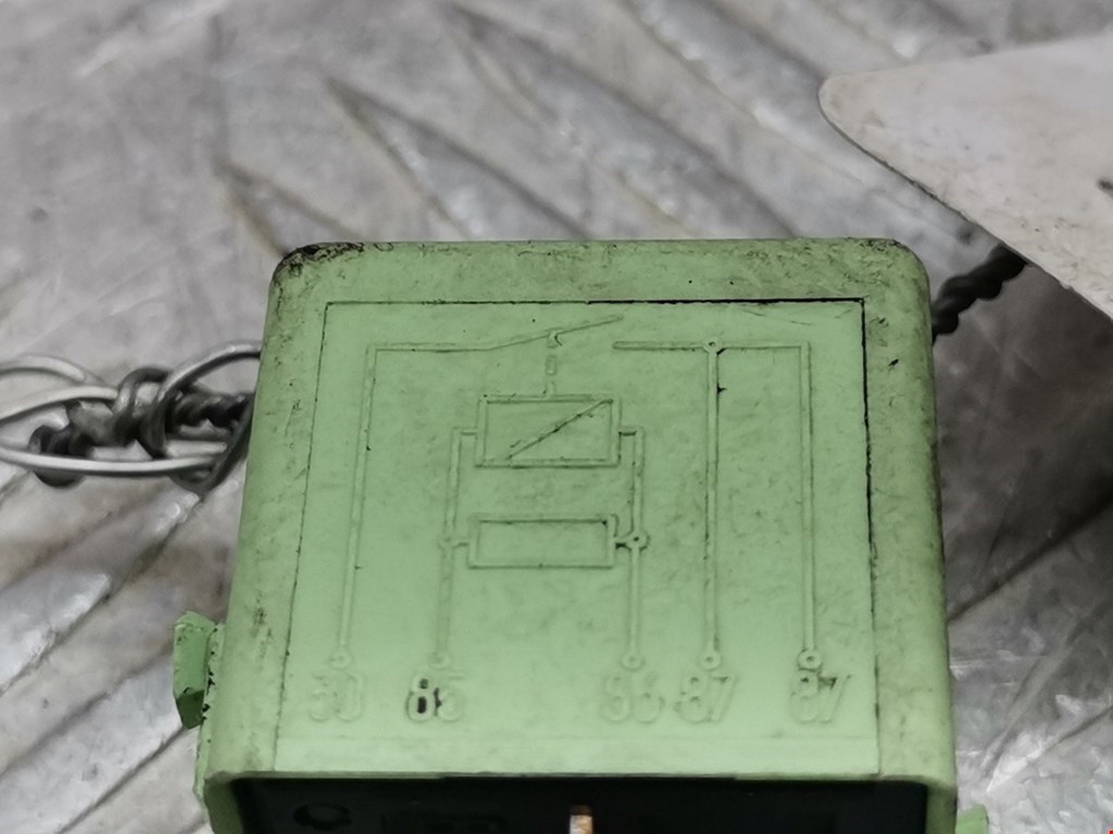 Реле BMW 3er E46 1998-2006