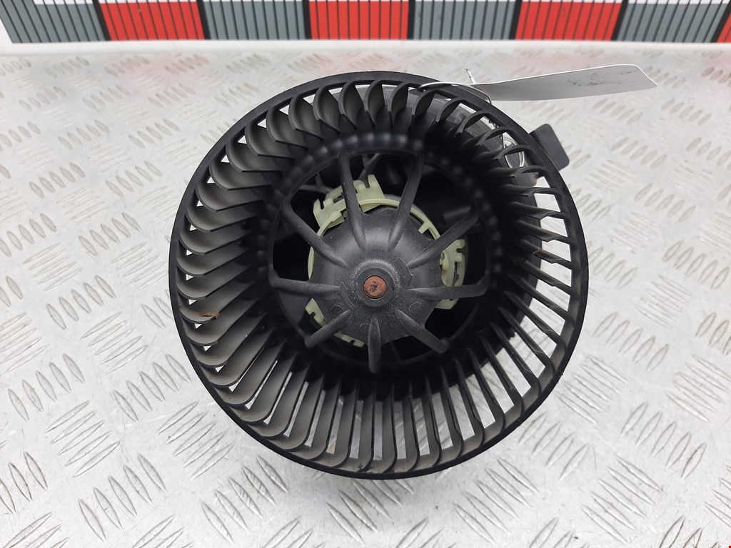 Моторчик (мотор) отопителя салона RENAULT Megane II 2002-2009