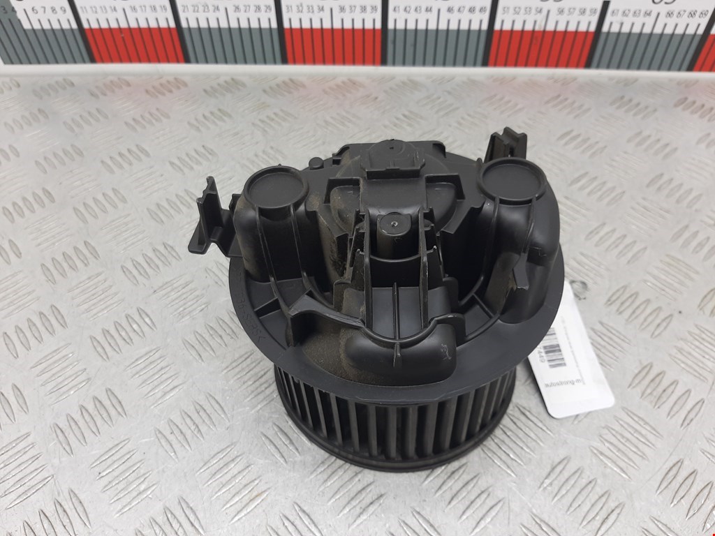 Моторчик (мотор) отопителя салона RENAULT Megane II 2002-2009