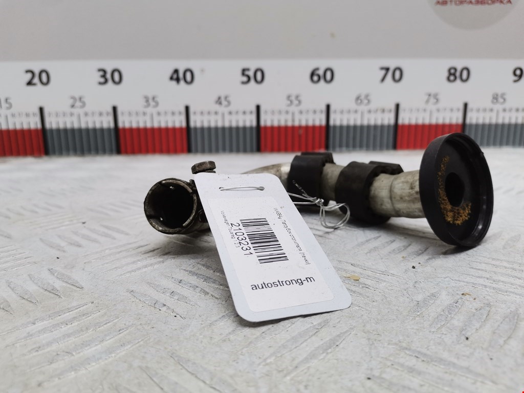 Патрубок отопителя (печки) Volkswagen Touareg 1 (2002-2010)