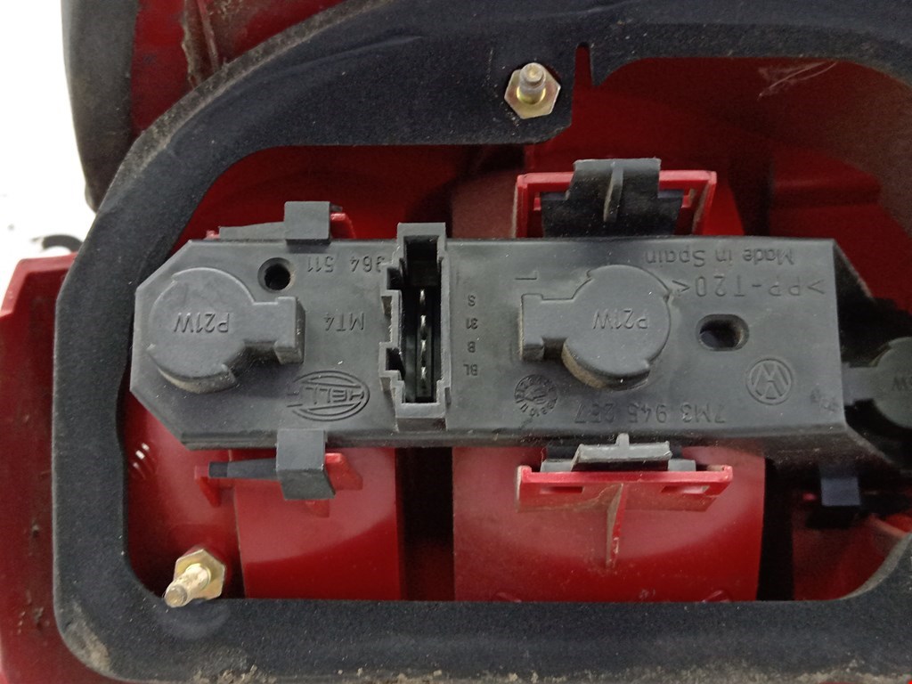 Фонарь задний левый SEAT Alhambra 1996-2010