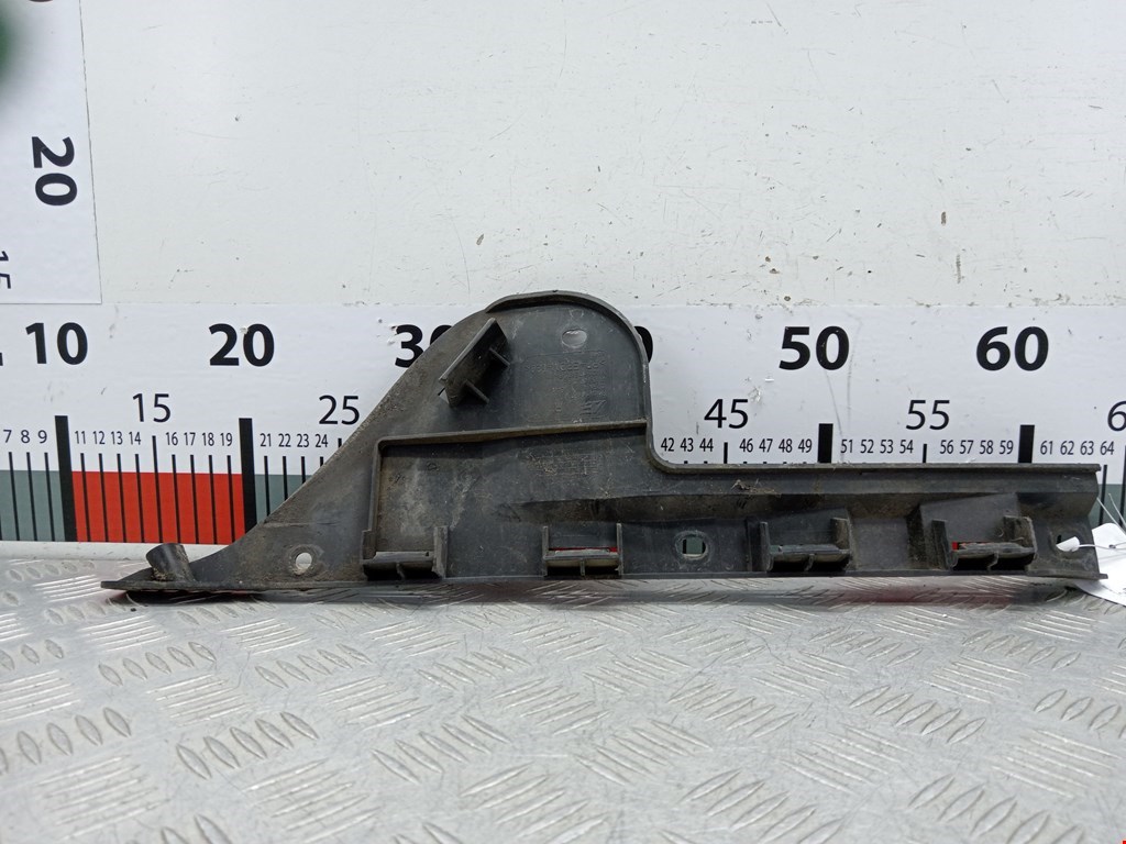 Кронштейн заднего бампера левый правый SEAT Alhambra 1996-2010