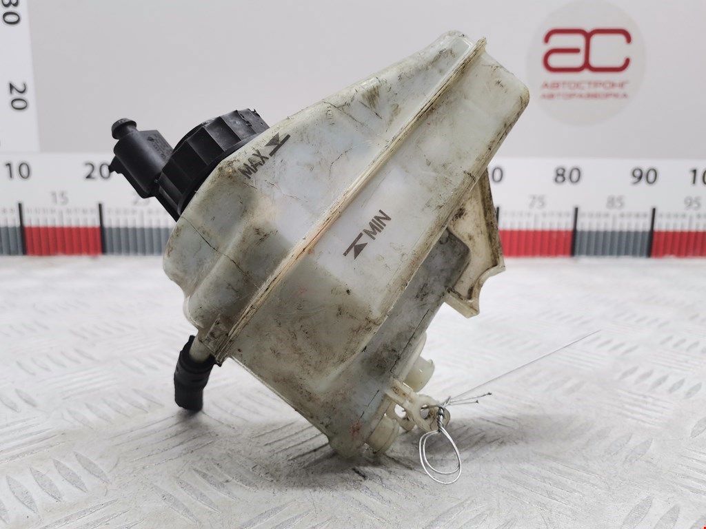 Бачок главного тормозного цилиндра VOLKSWAGEN Touran 2003-2010