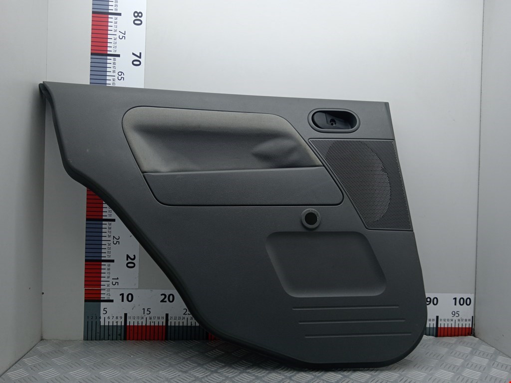 Обшивка двери задняя левая FORD Fusion 2002-2012