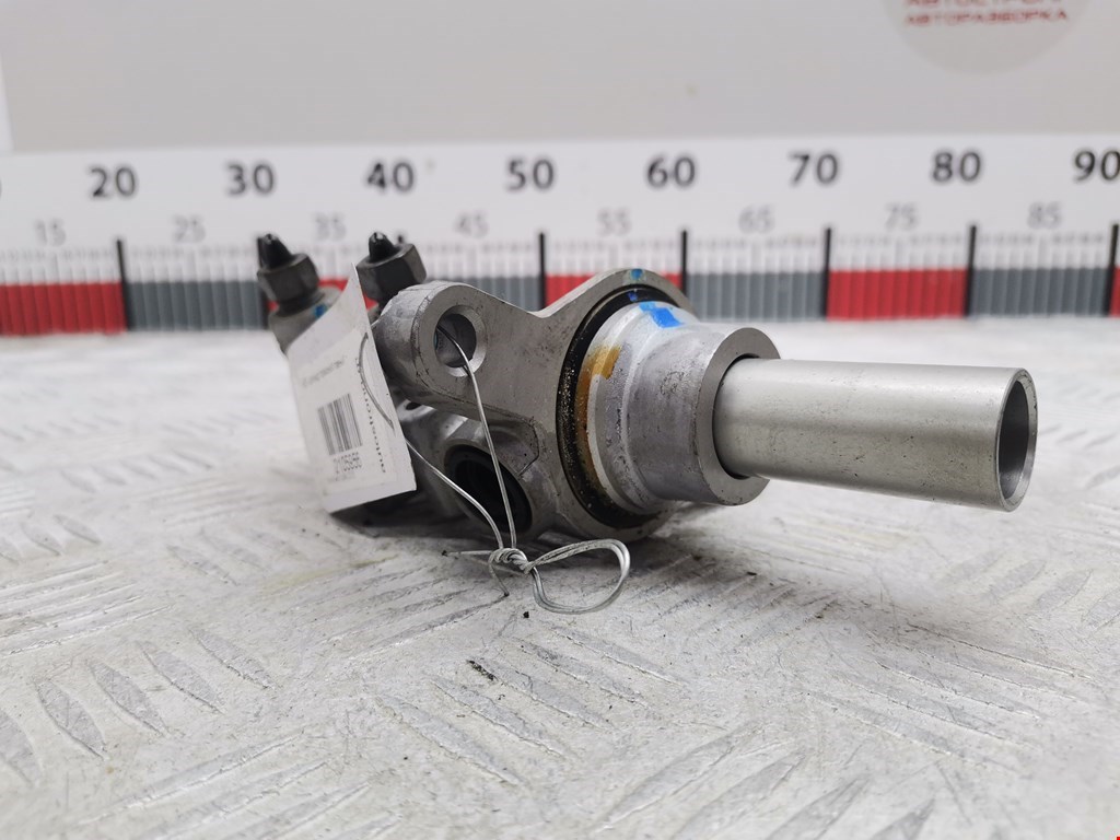 Цилиндр тормозной главный Ford Fusion (USA) 2 (2012-2020)