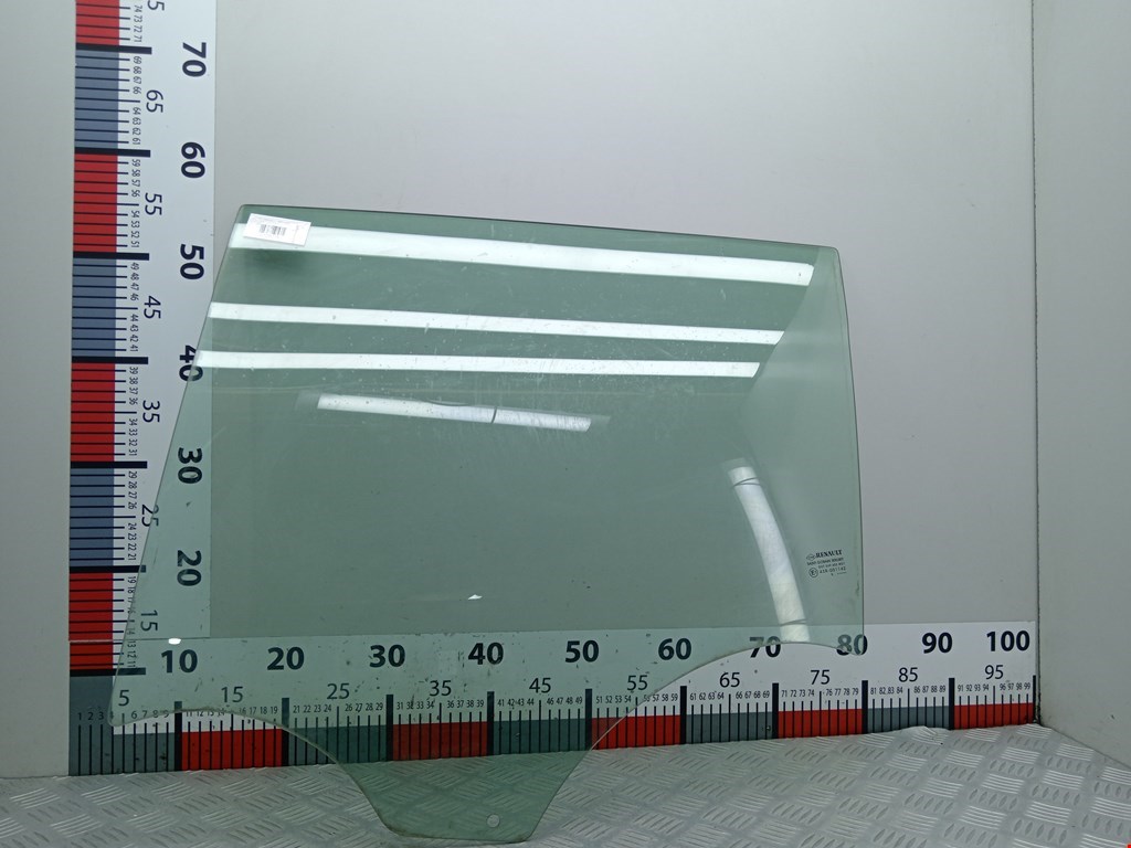 Стекло двери заднее левое RENAULT Megane II 2002-2009