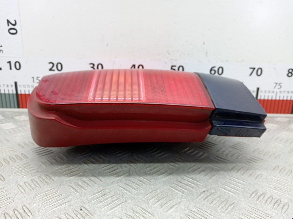 Фонарь задний правый SEAT Alhambra 1996-2010