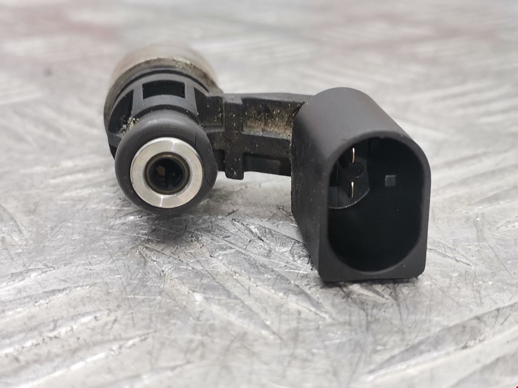 Форсунка дизельная электрическая VOLKSWAGEN Passat B6 2005-2011