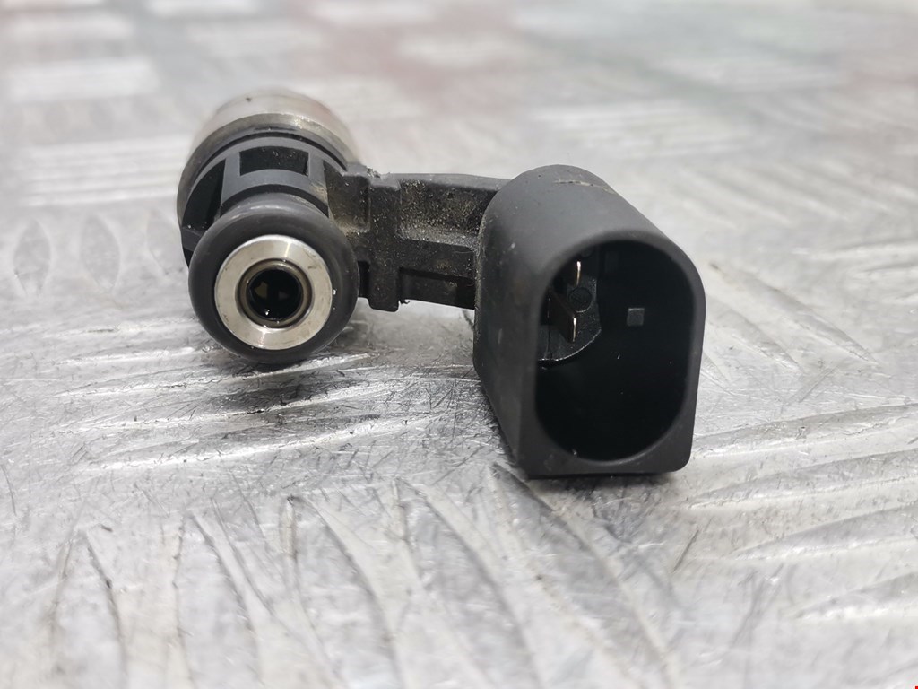 Форсунка дизельная электрическая VOLKSWAGEN Passat B6 2005-2011