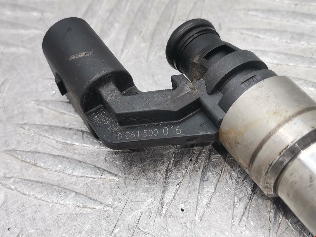 Форсунка дизельная электрическая VOLKSWAGEN Passat B6 2005-2011