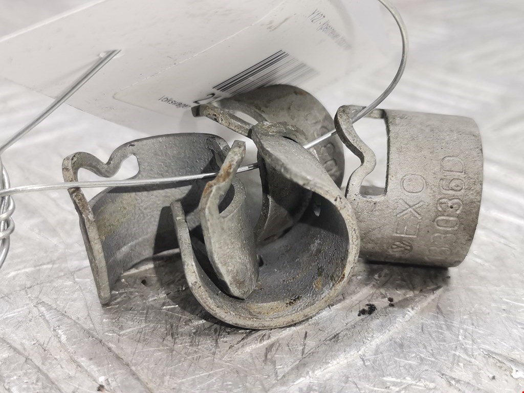 Кронштейн форсунки VOLKSWAGEN Passat B6 2005-2011