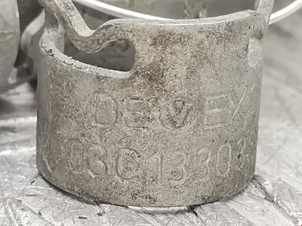 Кронштейн форсунки VOLKSWAGEN Passat B6 2005-2011