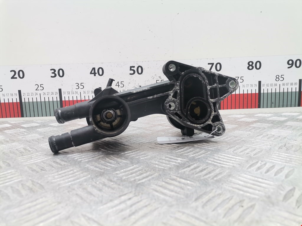 Корпус термостата VOLKSWAGEN Passat B6 2005-2011