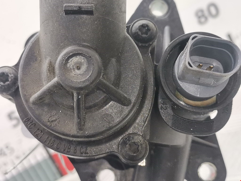 Корпус термостата VOLKSWAGEN Passat B6 2005-2011