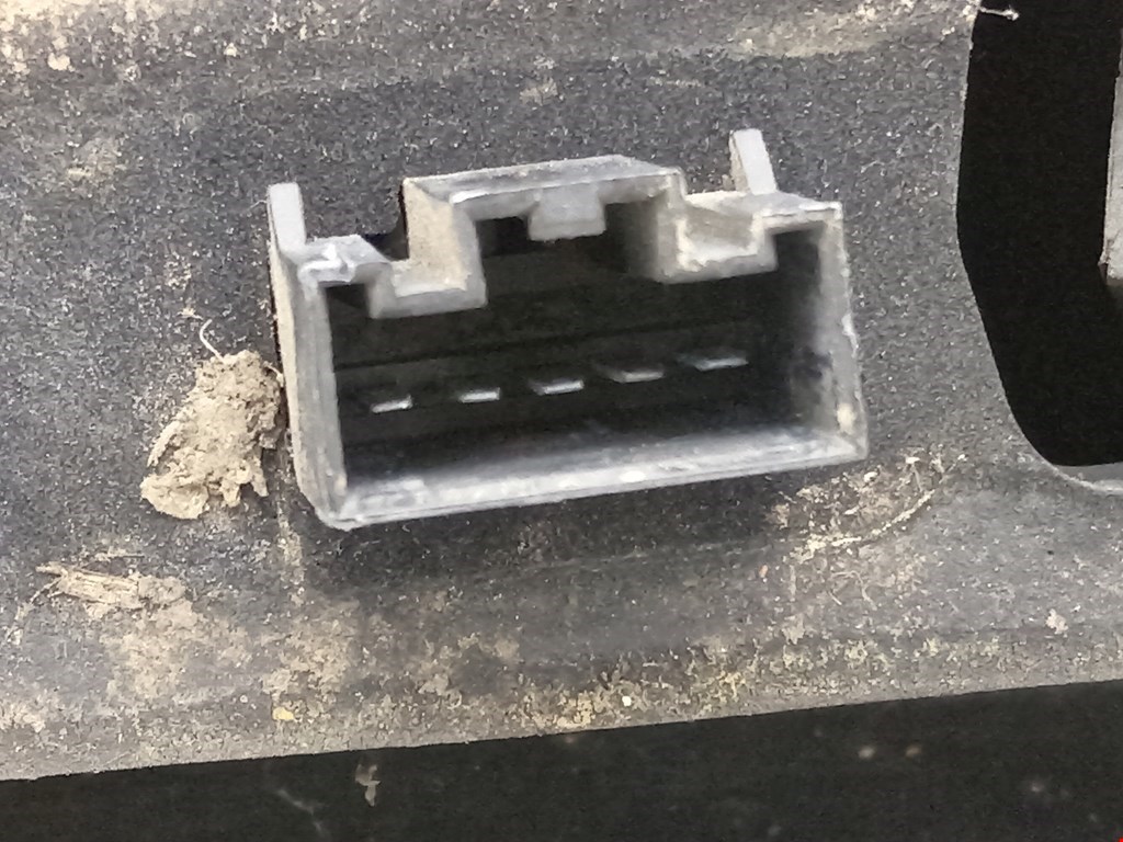 Фонарь задний левый FORD Fusion 2002-2012