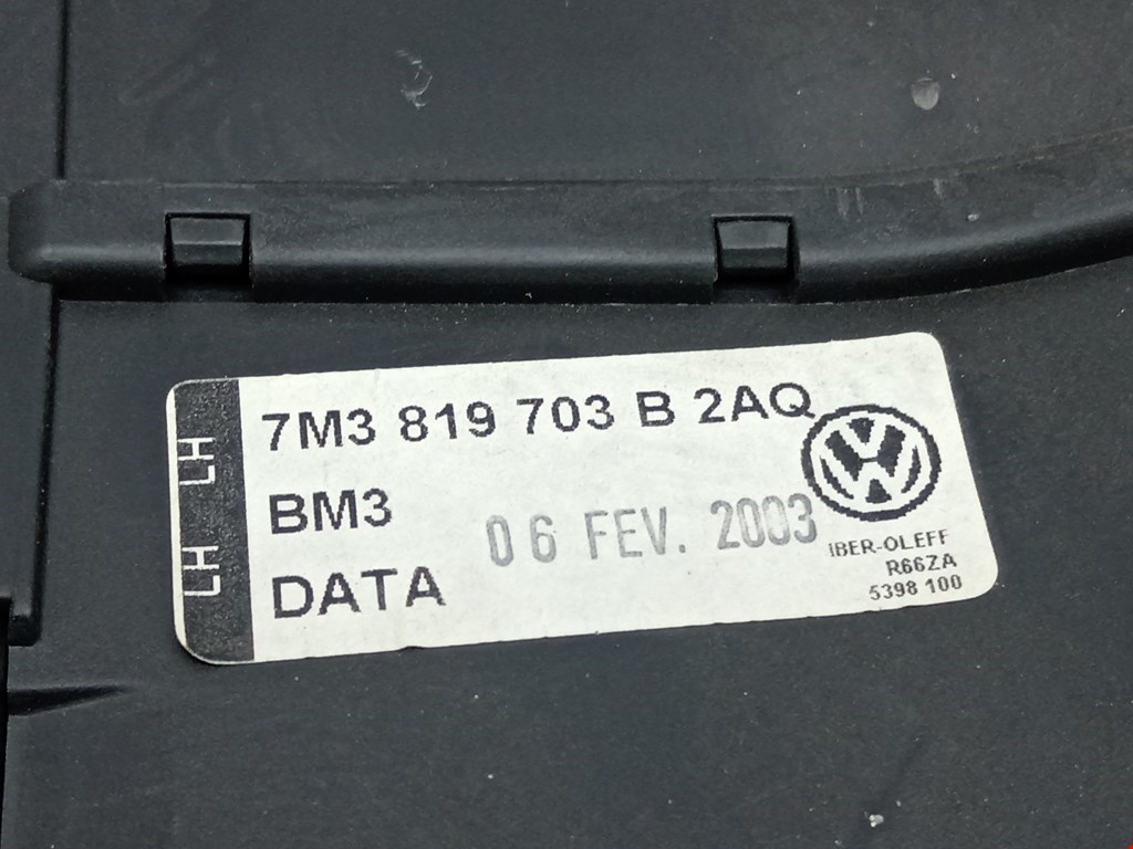 Дефлектор воздушный SEAT Alhambra 1996-2010