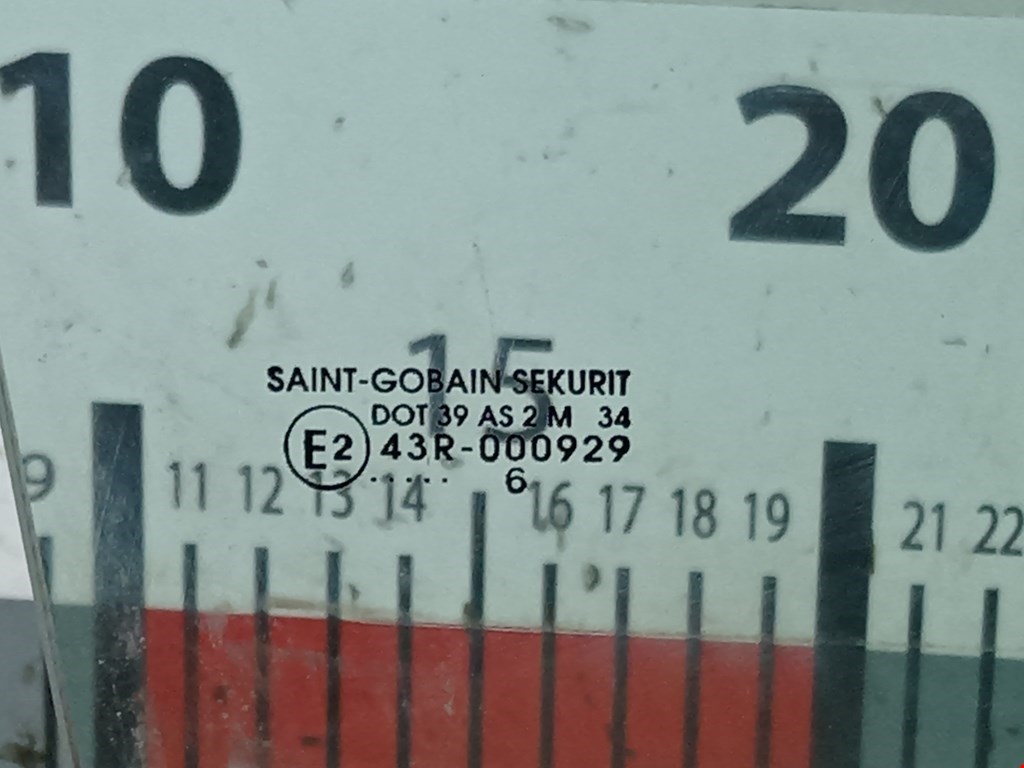 Стекло двери переднее правое FIAT Ulysse 2002-2010