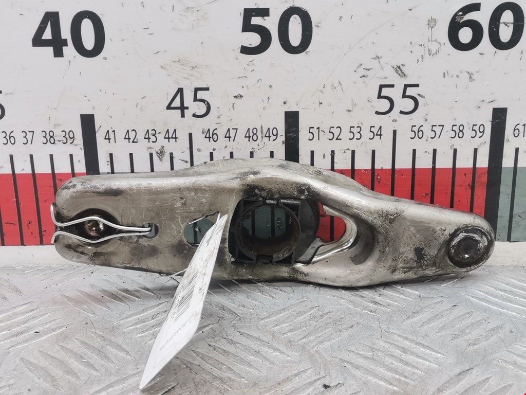 Вилка сцепления VOLKSWAGEN Passat B6 2005-2011