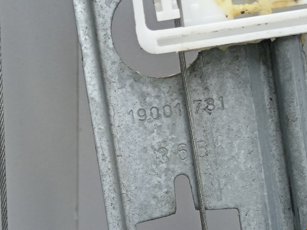 Стеклоподъемник задний правый RENAULT Megane II 2002-2009