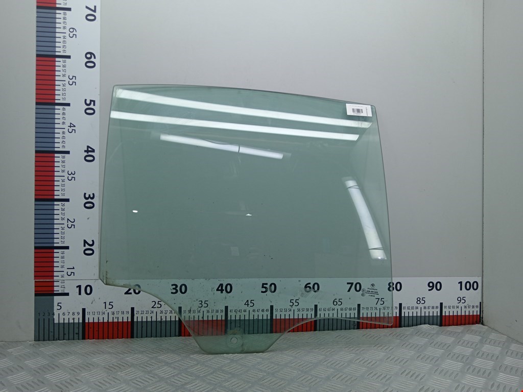 Стекло двери заднее правое BMW 7er 7 серия E65/E66 2001-2008