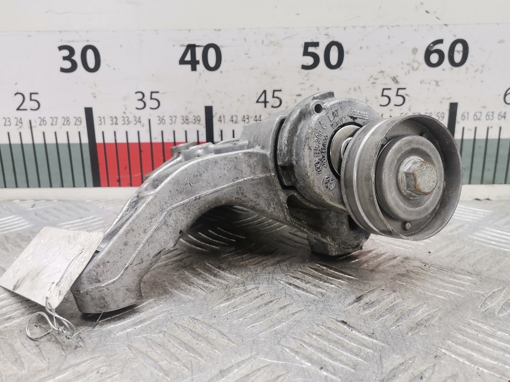 Кронштейн кондиционера Volkswagen Passat 6 (2005-2010)