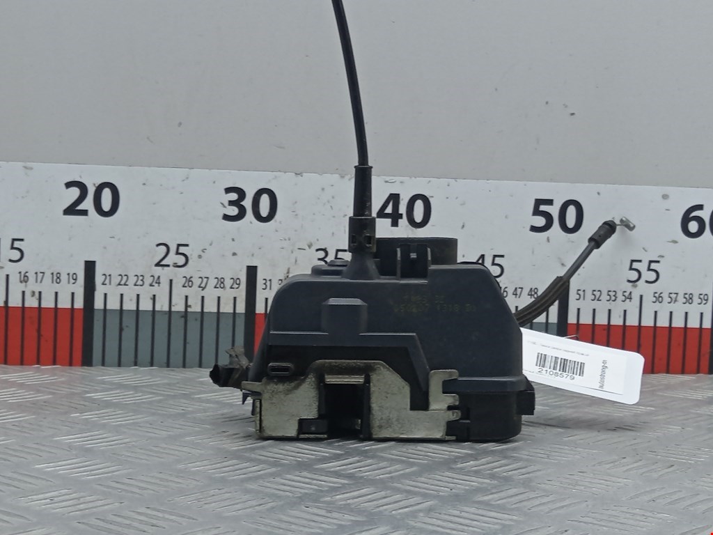 Замок двери задней правой RENAULT Scenic II 2003-2010