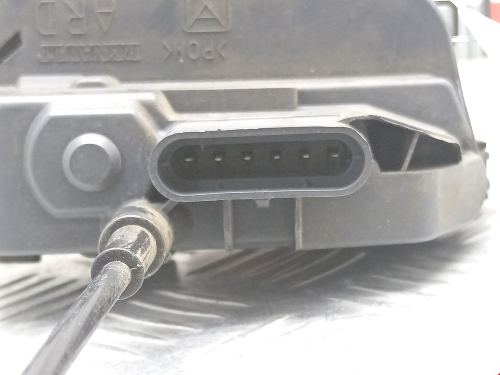 Замок двери задней правой RENAULT Scenic II 2003-2010