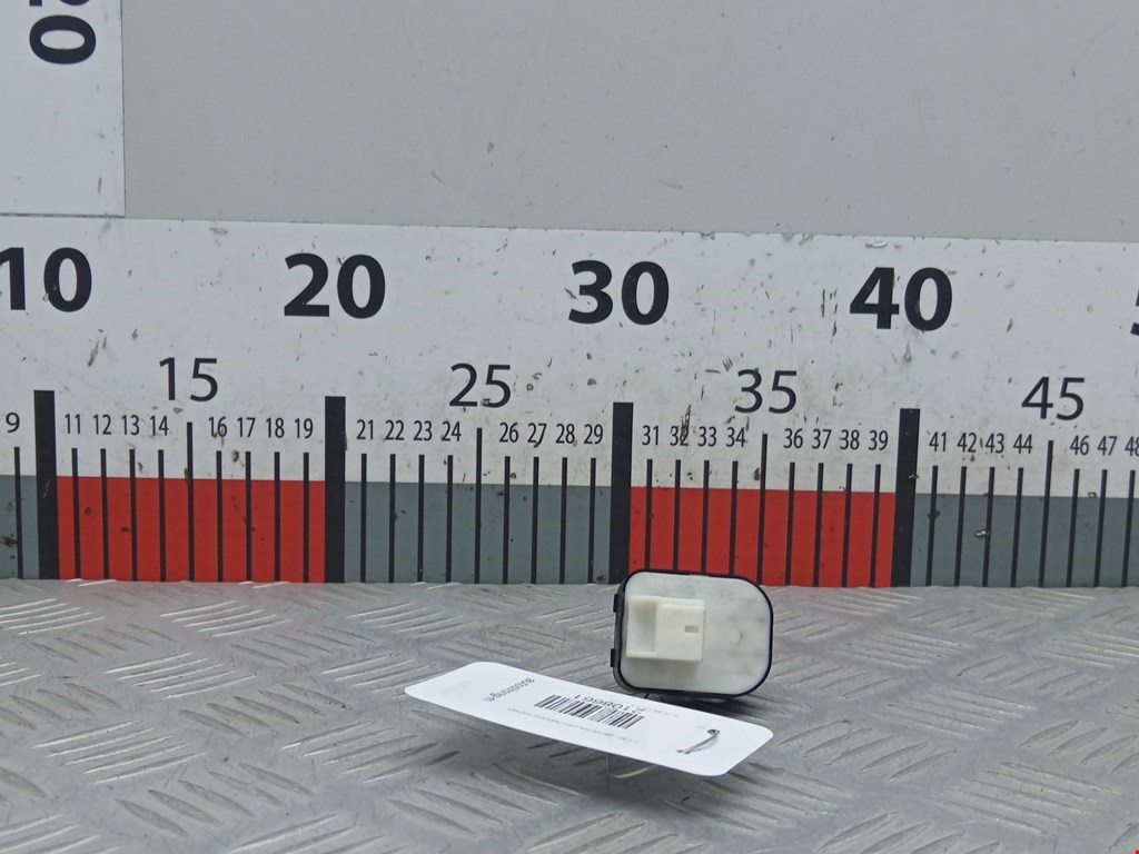 Блок управления зеркалами AUDI A6 C6 2004-2010