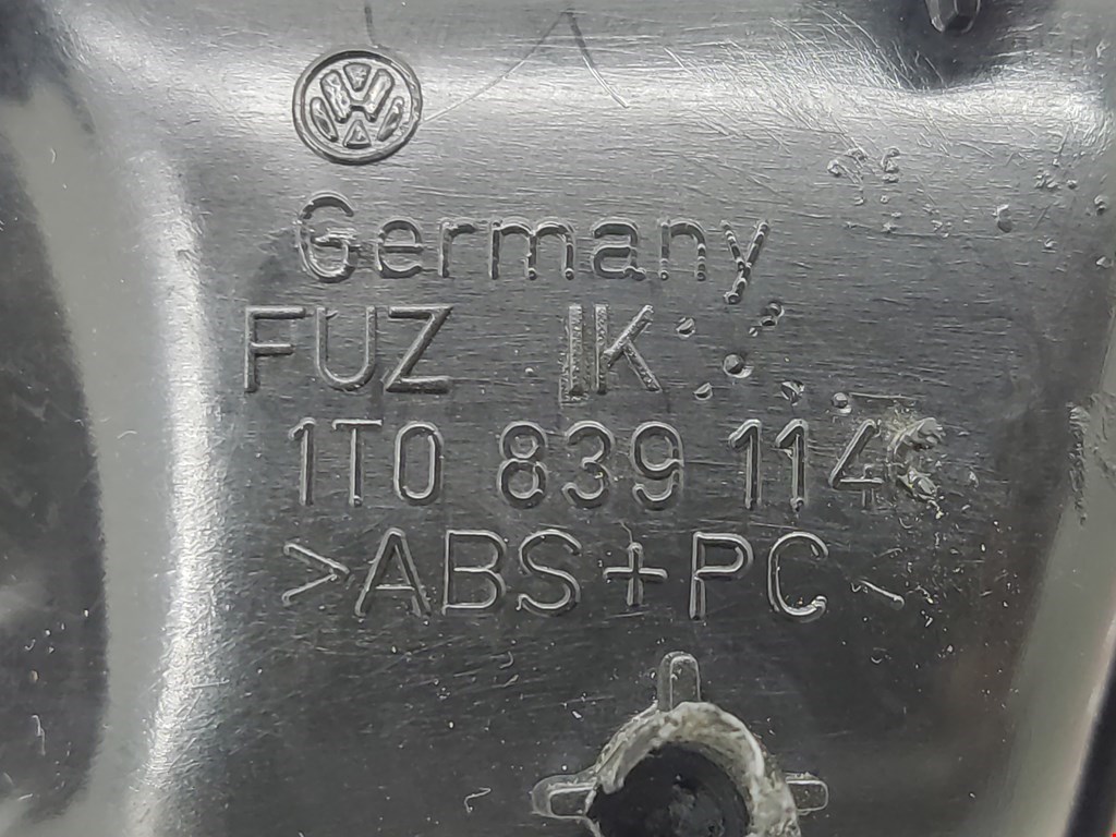 Ручка дверная задняя внутренняя правая VOLKSWAGEN Touran 2003-2010