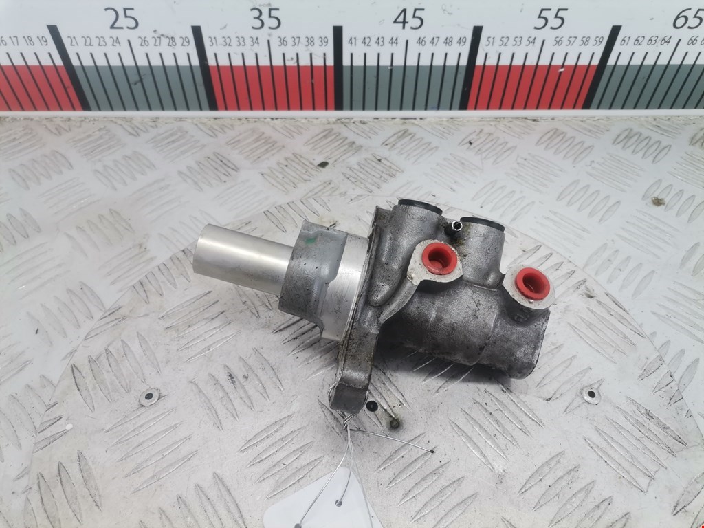 Цилиндр тормозной главный NISSAN Altima L32A 2007-2012