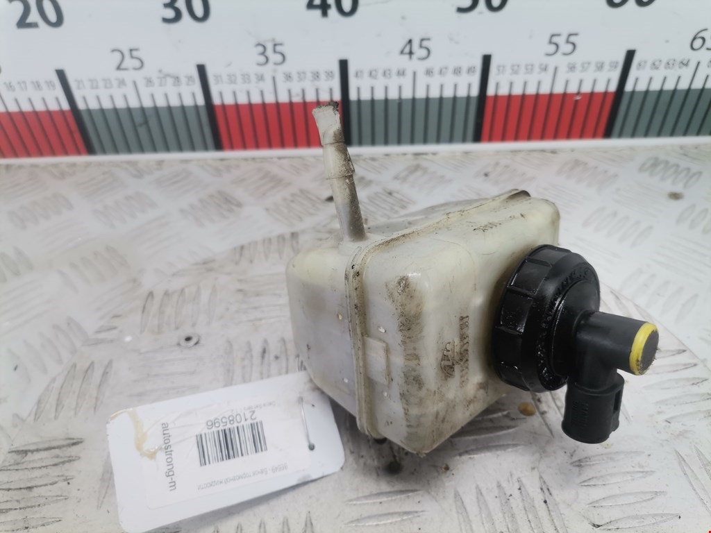 Бачок главного тормозного цилиндра DACIA Sandero 2008-2012